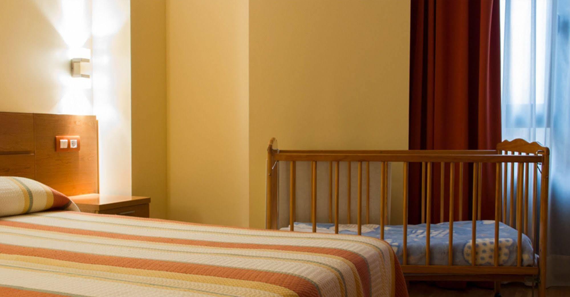 Apartamentos Cean Bermudez Gijon Ngoại thất bức ảnh