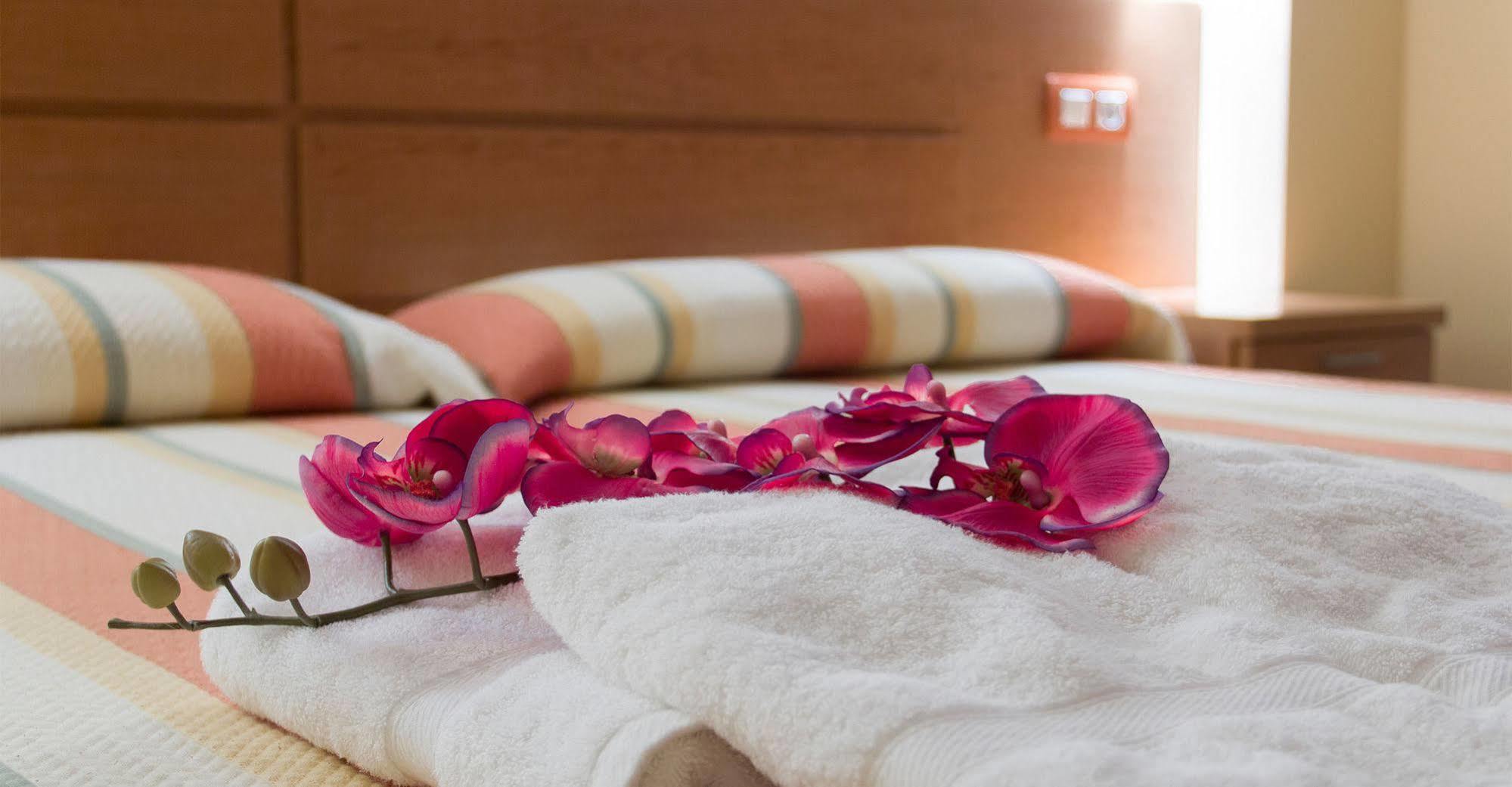 Apartamentos Cean Bermudez Gijon Ngoại thất bức ảnh